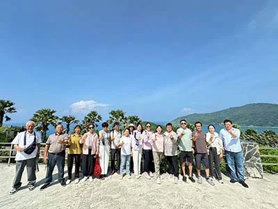 Suburę komandą Tailande, grįžtame namo